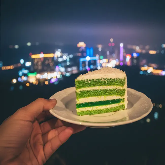 The Iconic Pandan Layer Cake – Festive dessert recipe from Malaysia